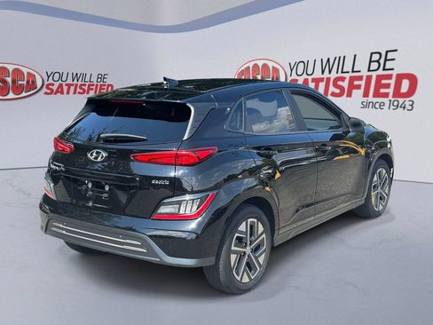 Certified 2022 Hyundai Kona Limited w/ Cargo Package FWD image 6