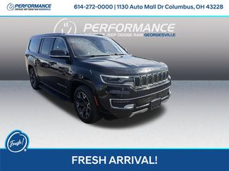 Used 2024 Jeep Wagoneer L Series III w/ Flexible Seating Group AWD/4WD video 1