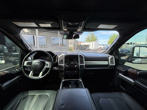 Used 2017 Ford F350 Platinum w/ Platinum Ultimate Package AWD/4WD image 24
