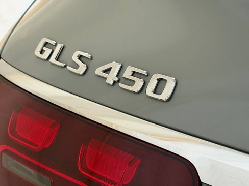 Used 2025 Mercedes-Benz GLS 450 4MATIC image 27