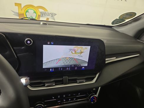 Certified 2025 Chevrolet Equinox LT w/ Safety and Technology Package image 21