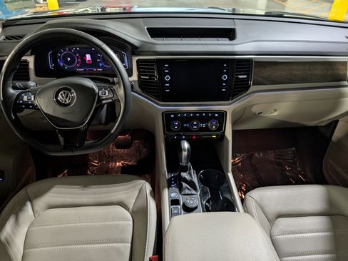 Used 2019 Volkswagen Atlas SEL Premium image 7