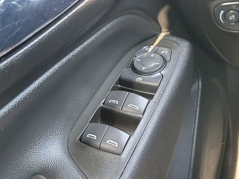 Used 2023 Chevrolet Equinox LT AWD/4WD image 13