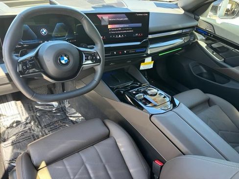 Certified 2026 BMW 530i xDrive w/ Premium Package AWD/4WD image 16