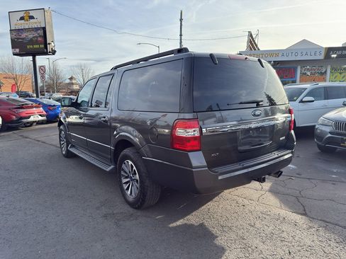 Used 2017 Ford Expedition EL XLT image 4