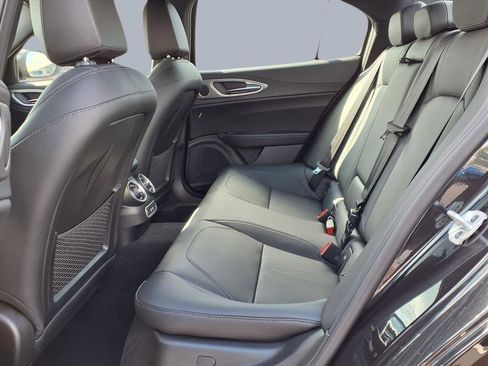 New 2025 Alfa Romeo Giulia image 11