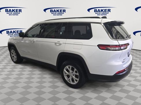 Used 2023 Jeep Grand Cherokee L Limited w/ Luxury Tech Group II image 6