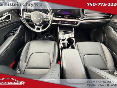 Used 2023 Kia Sportage EX AWD/4WD image 10
