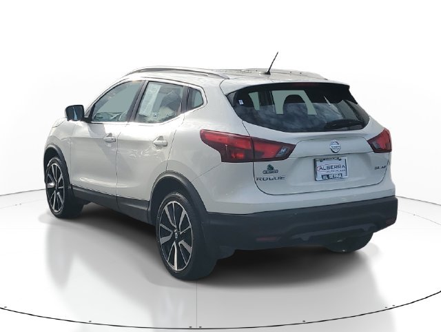 Used 2018 Nissan Rogue Sport AWD image 3
