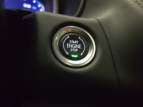 Certified 2023 Chevrolet Suburban Z71 AWD/4WD image 27