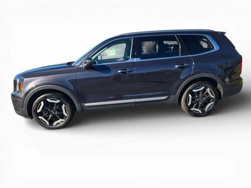 Used 2025 Kia Telluride S image 7