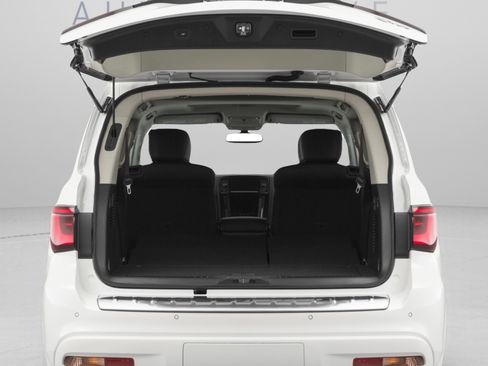 Used 2021 INFINITI QX80 Premium Select w/ Cargo Package AWD/4WD image 13