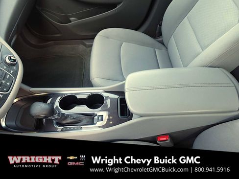 Used 2022 Chevrolet Malibu LT image 20