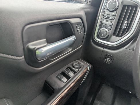 Used 2021 GMC Sierra 1500 SLE image 17