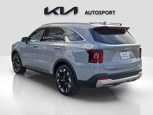 New 2026 Kia Sorento EX FWD image 10