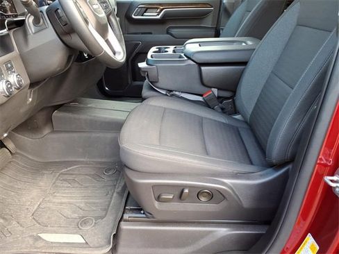 Used 2024 GMC Sierra 1500 Elevation image 11