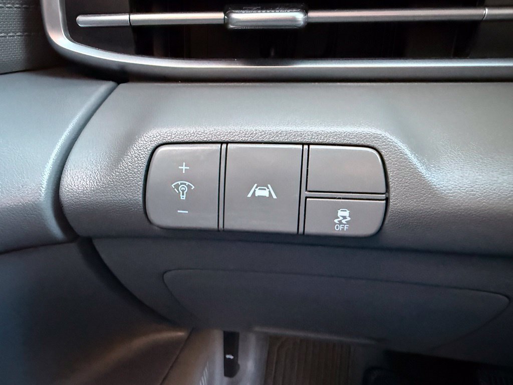 Used 2021 Hyundai Elantra SEL FWD image 42