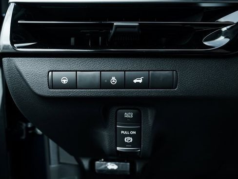 New 2025 Nissan Murano SL image 18