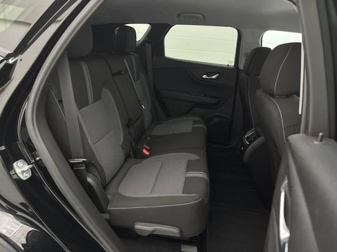 Used 2025 Chevrolet Blazer LT w/ Convenience Package FWD image 43