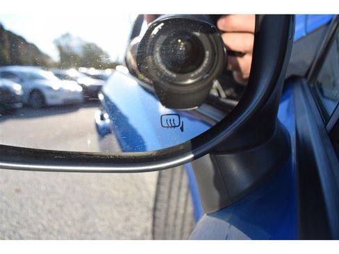 Used 2023 Subaru Impreza 2.0i Premium image 13