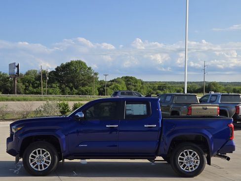 New 2025 Toyota Tacoma Limited image 3