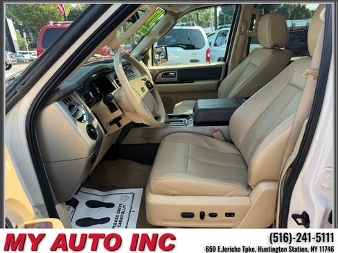 Used 2011 Ford Expedition XLT w/ 202A Rapid Spec Order Code AWD/4WD image 26