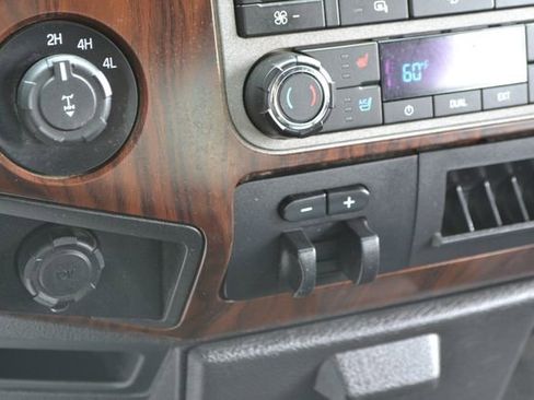 Used 2011 Ford F350 Lariat w/ Lariat Interior Pkg AWD/4WD image 27