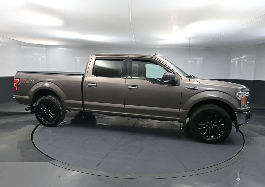 Used 2018 Ford F150 XLT w/ Equipment Group 302A Luxury AWD/4WD image 3
