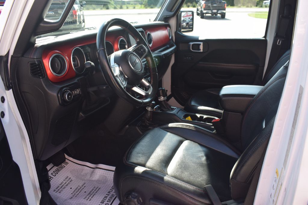 Used 2020 Jeep Wrangler Unlimited Rubicon w/ Dual Top Group AWD/4WD image 8