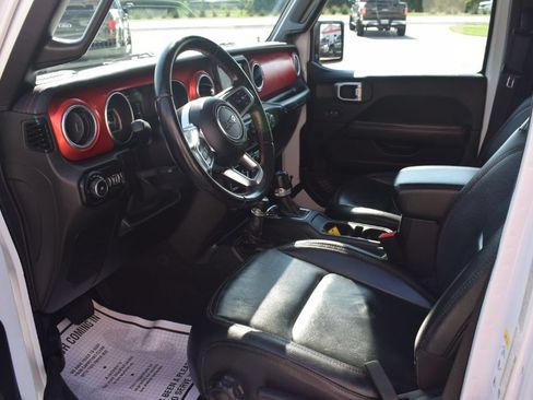 Used 2020 Jeep Wrangler Unlimited Rubicon w/ Dual Top Group AWD/4WD image 8