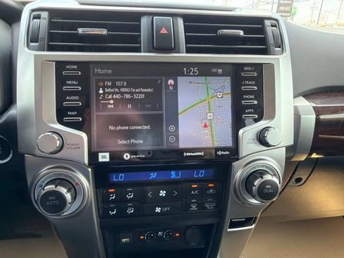 Used 2022 Toyota 4Runner Limited AWD/4WD image 21