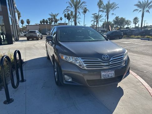 Used 2010 Toyota Venza AWD image 32