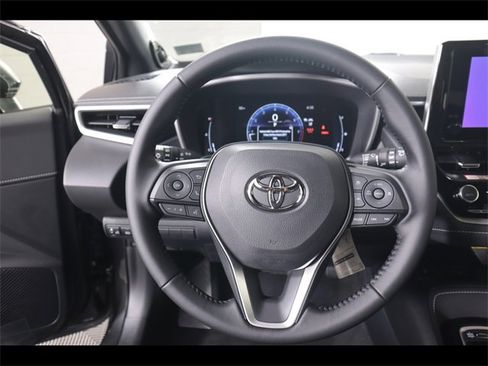 Used 2025 Toyota Corolla XSE image 25