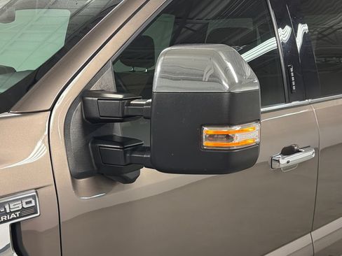 Used 2021 Ford F150 Lariat AWD/4WD image 12