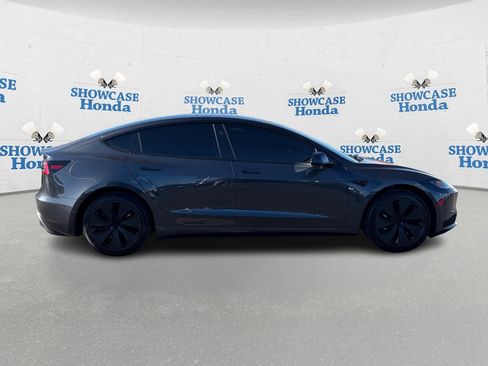 Used 2025 Tesla Model 3 image 9