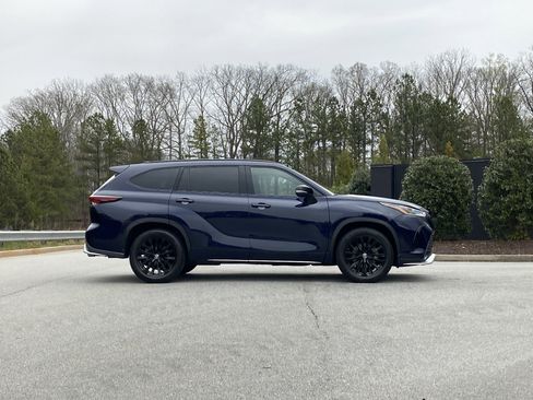 Used 2024 Toyota Highlander XSE image 39