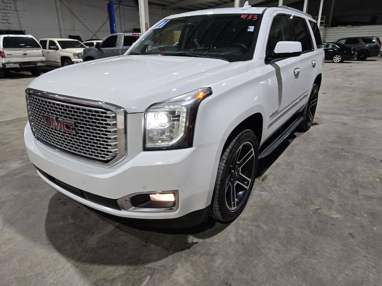 Used 2017 GMC Yukon Denali w/ Open Road Package AWD/4WD image 3