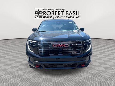 New 2026 GMC Acadia AT4 w/ Luxury Package AWD/4WD image 3