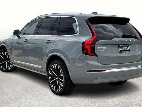 New 2026 Volvo XC90 B5 Plus image 5