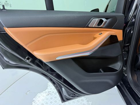 Used 2019 BMW X5 xDrive40i w/ Convenience Package image 15