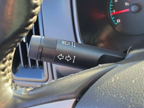 Used 2022 Chevrolet Colorado LT w/ Fleet Safety Package image 26