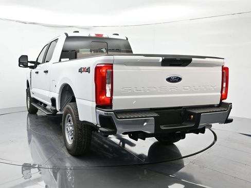 New 2025 Ford F250 XL w/ XL Chrome Package image 6