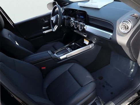 New 2026 Mercedes-Benz GLB 250 4MATIC image 15