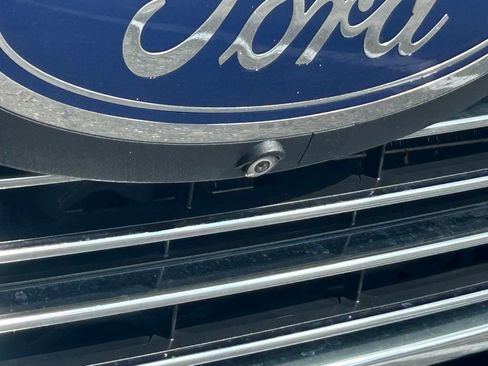 Certified 2021 Ford F450 Platinum w/ FX4 Off-Road Package image 24