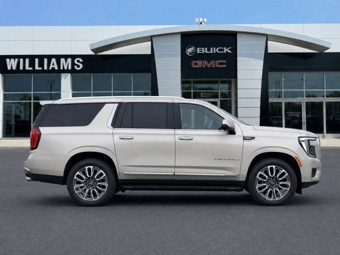 Certified 2024 GMC Yukon Denali AWD/4WD image 8
