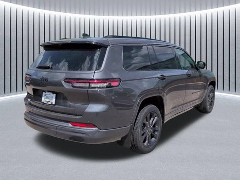 New 2026 Jeep Grand Cherokee L Limited AWD/4WD image 7