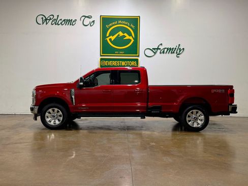 Used 2024 Ford F250 Lariat w/ FX4 Off-Road Package AWD/4WD image 5