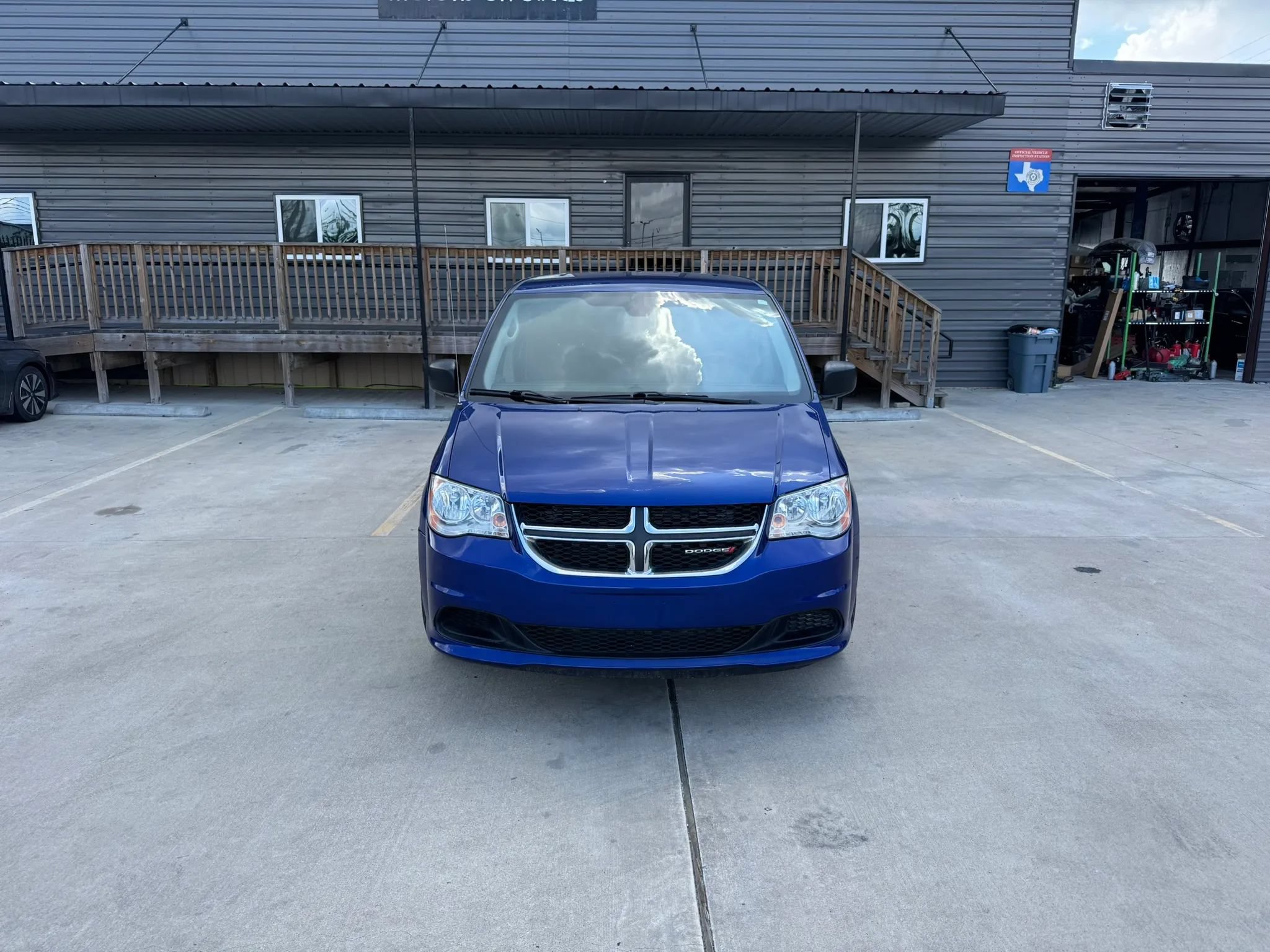 Used 2019 Dodge Grand Caravan SE w/ UConnect Hands-Free Group FWD image 14
