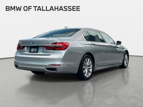 Used 2019 BMW 740i RWD image 6