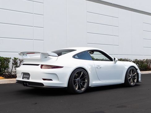 Used 2015 Porsche 911 GT3 image 16